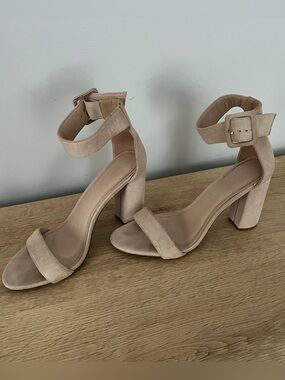 Ankle-Strap Block Heel Sandals in Nude Suede